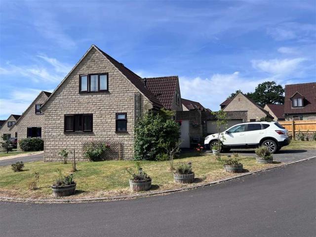 3 Bedroom Detached Bungalow
