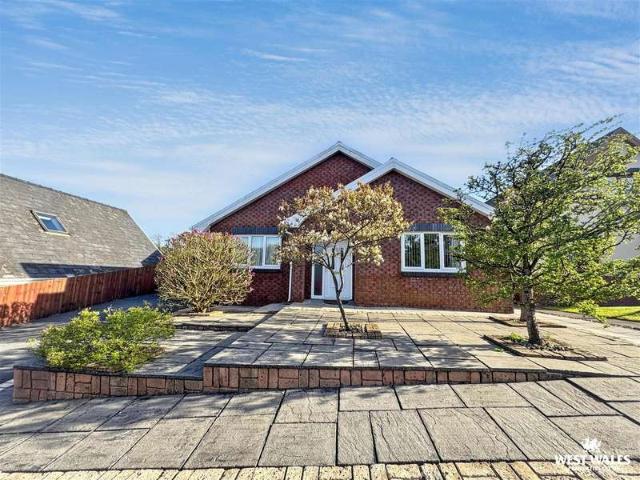3 Bedroom Detached Bungalow