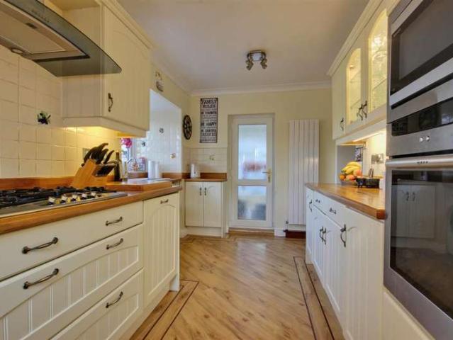 2 Bedroom Detached Bungalow