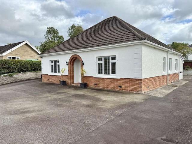 3 Bedroom Detached Bungalow