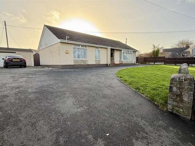 3 Bedroom Detached Bungalow
