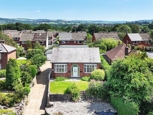 3 bedroom detached bungalow for sale