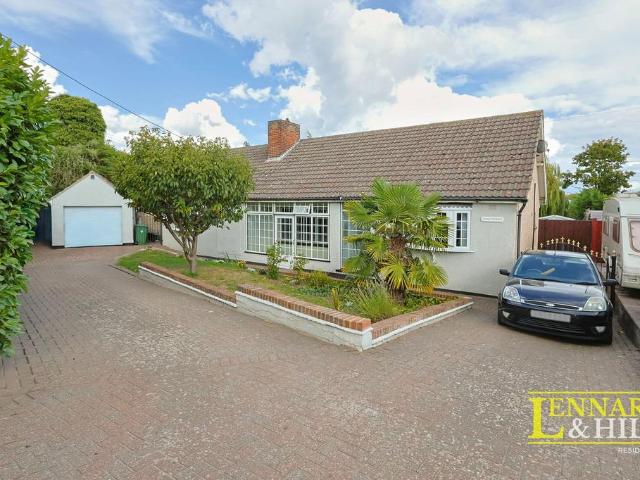 3 bedroom detached bungalow for sale
