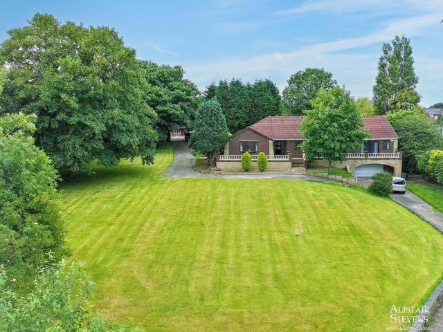 3 bedroom detached bungalow for sale
