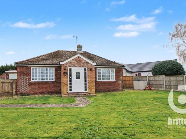 3 bedroom detached bungalow for sale