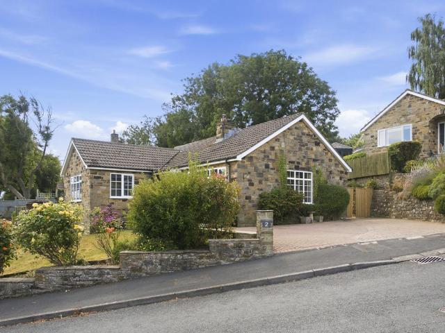 3 bedroom detached bungalow for sale