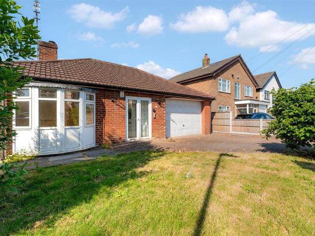 3 bedroom detached bungalow for sale