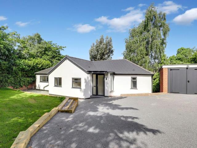 3 bedroom detached bungalow for sale