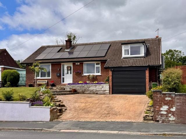 3 bedroom detached bungalow for sale