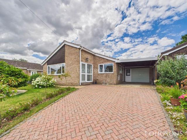 3 bedroom detached bungalow for sale