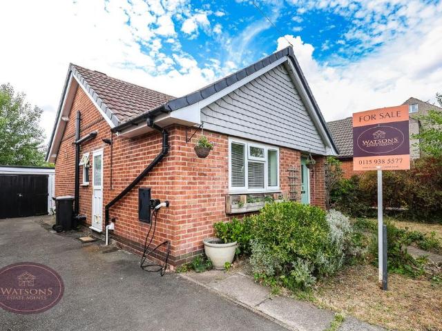 3 bedroom detached bungalow for sale