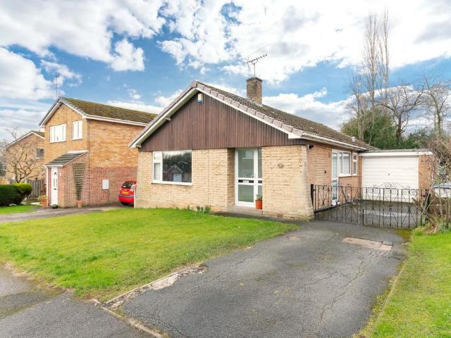 3 bedroom detached bungalow for sale