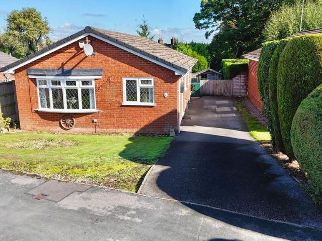 3 bedroom detached bungalow for sale