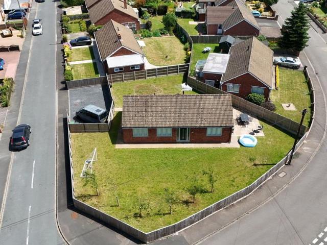 3 bedroom detached bungalow for sale
