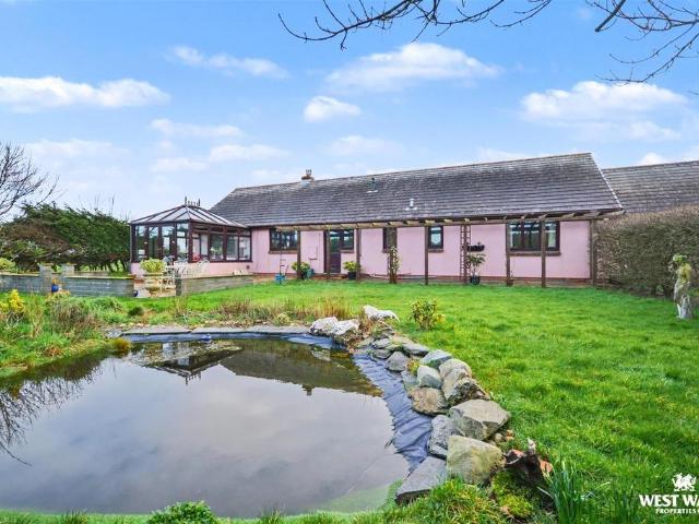 3 bedroom detached bungalow for sale