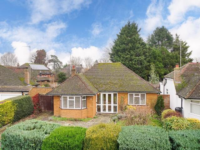 3 bedroom detached bungalow for sale