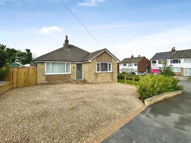 3 bedroom detached bungalow for sale