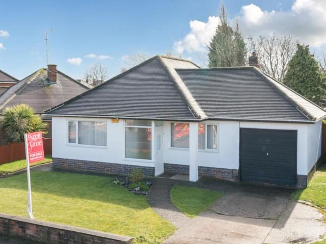 3 bedroom detached bungalow for sale
