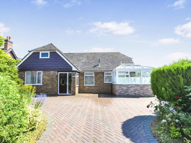 3 bedroom detached bungalow for sale