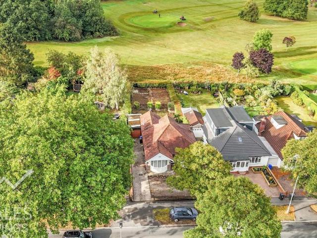 3 bedroom detached bungalow for sale