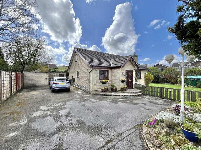 3 bedroom detached bungalow for sale