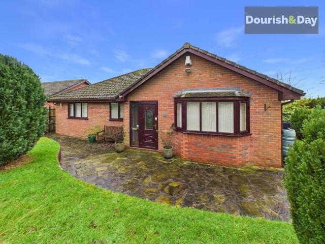 3 bedroom detached bungalow for sale