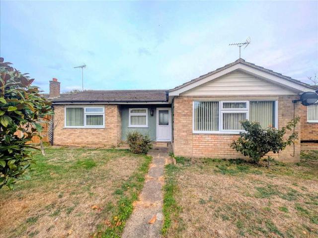 3 bedroom detached bungalow for sale