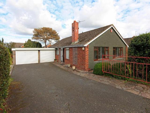 3 bedroom detached bungalow for sale