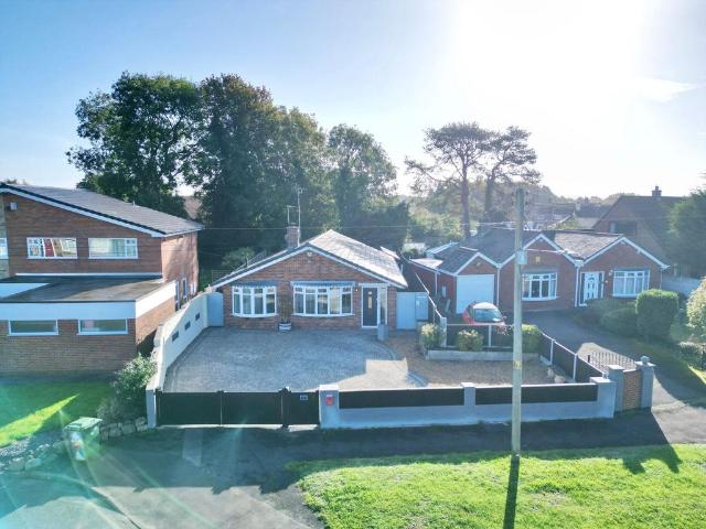 3 bedroom detached bungalow for sale