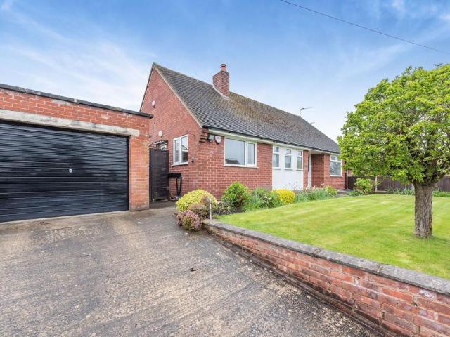 3 bedroom detached bungalow for sale