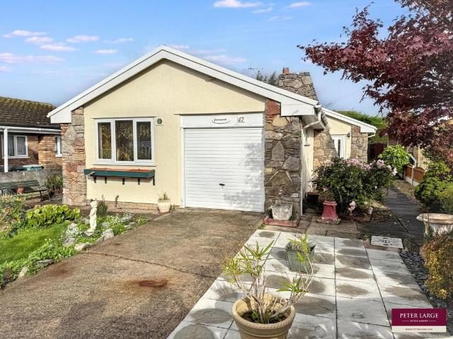 3 bedroom detached bungalow for sale