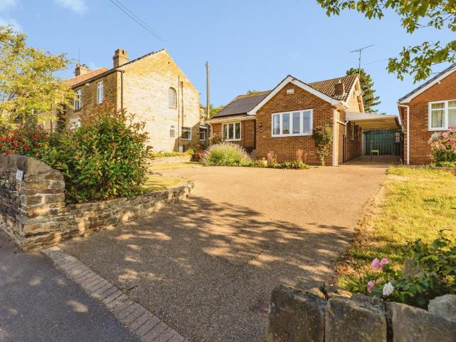 3 bedroom detached bungalow for sale