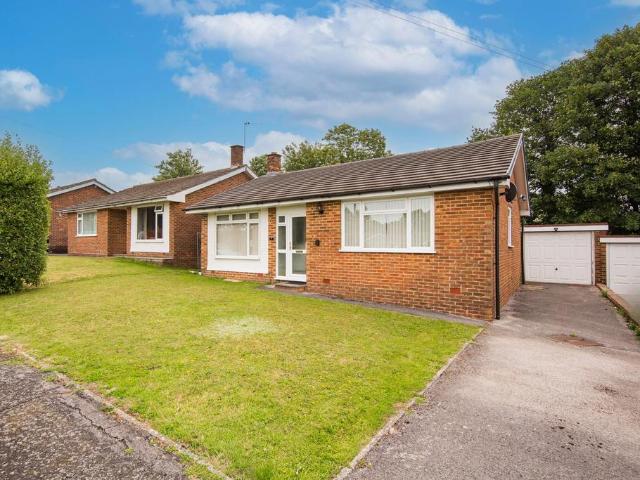 3 bedroom detached bungalow for sale