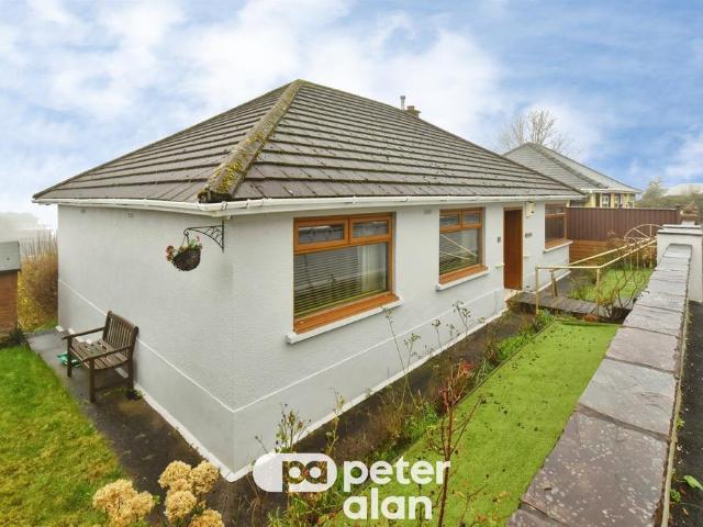 3 bedroom detached bungalow for sale