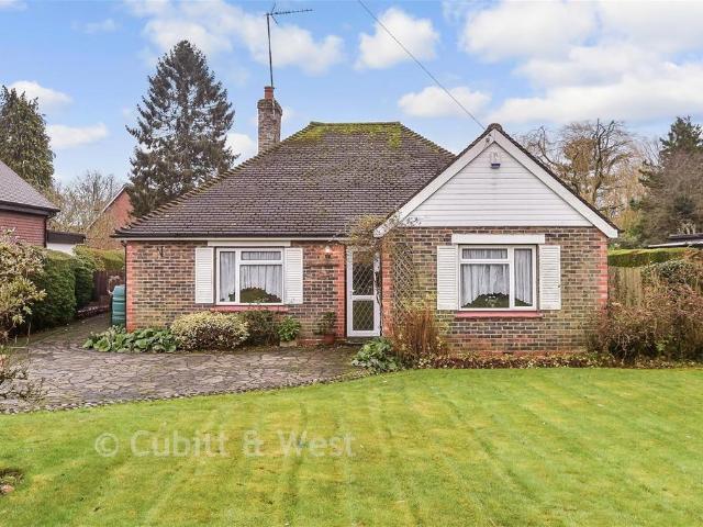 3 bedroom detached bungalow for sale