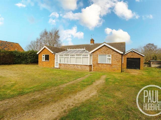 3 bedroom detached bungalow for sale