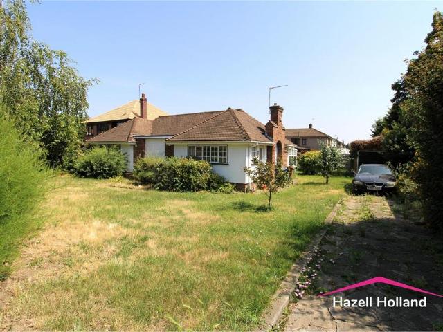 3 bedroom detached bungalow for sale
