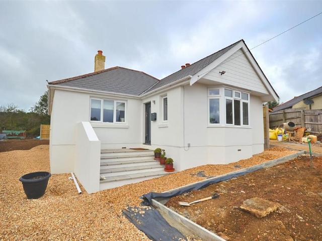 3 bedroom detached bungalow for sale
