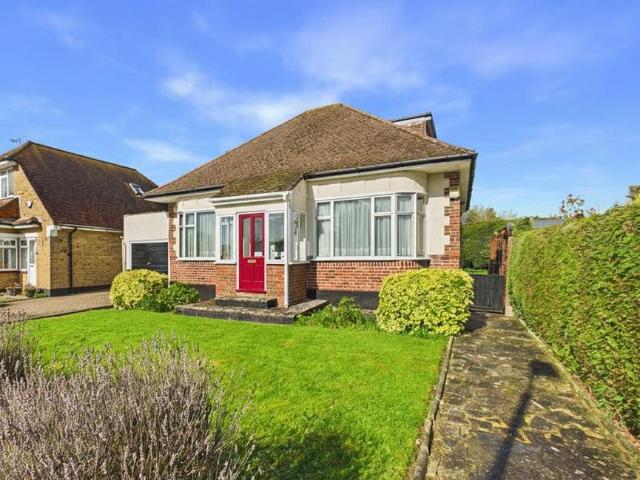 3 bedroom detached bungalow for sale