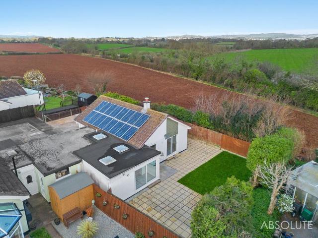 3 bedroom detached bungalow for sale