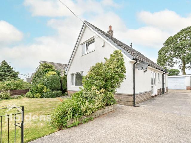 3 bedroom detached bungalow for sale