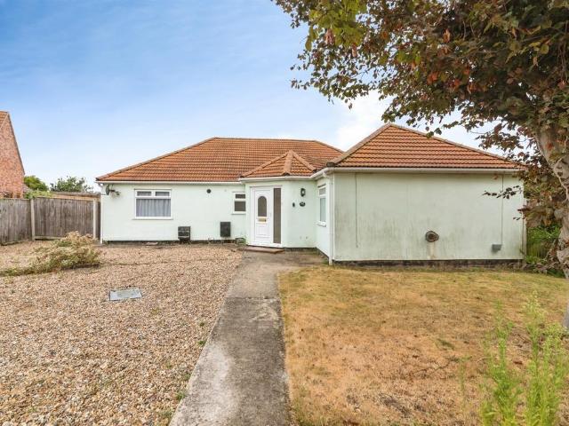 3 bedroom detached bungalow for sale