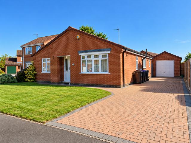 3 bedroom detached bungalow for sale