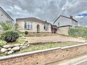 3 bedroom detached bungalow for sale