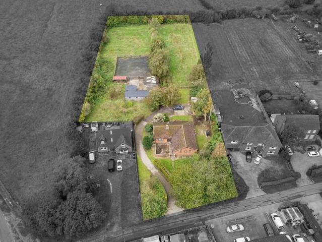 3 bedroom detached bungalow for sale