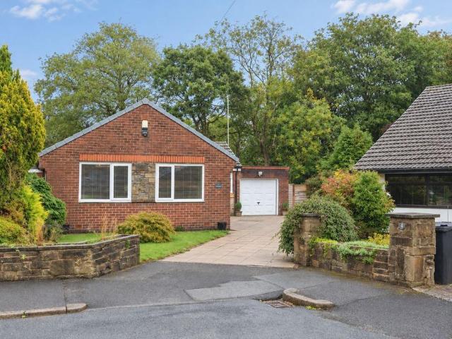 3 bedroom detached bungalow for sale