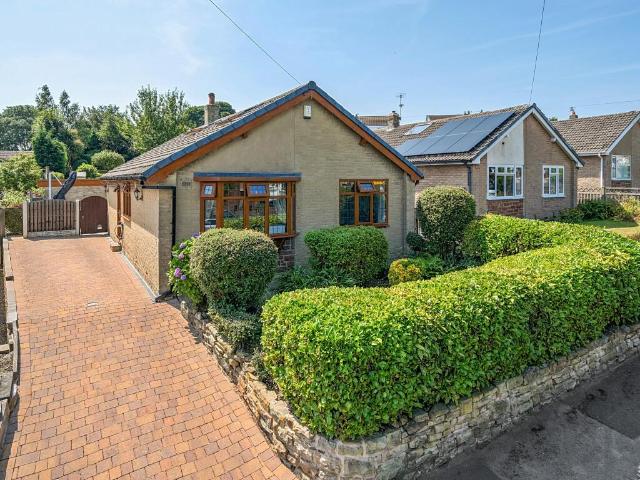 3 bedroom detached bungalow for sale