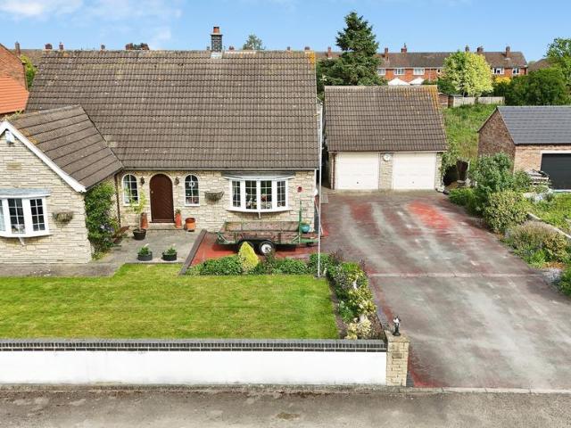 3 bedroom detached bungalow for sale
