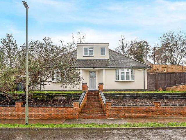 3 bedroom detached bungalow for sale