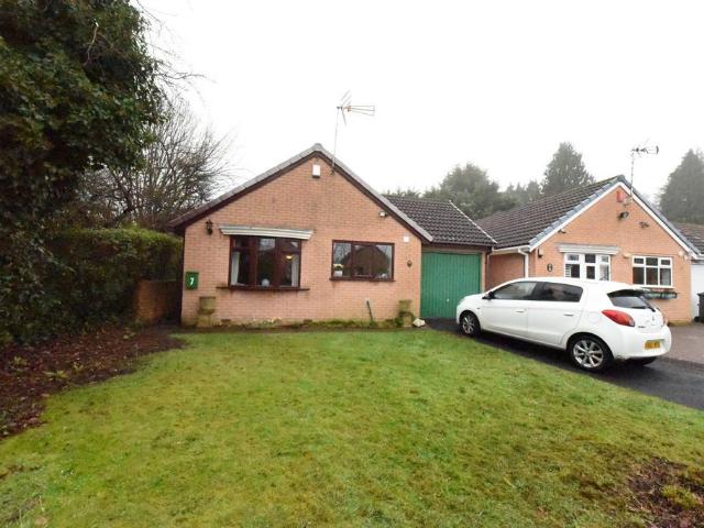 3 bedroom detached bungalow for sale